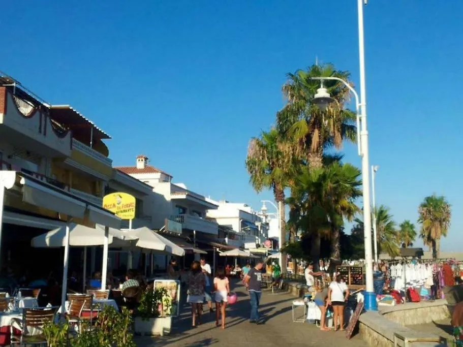 Holiday home Casa Pedregalejo. Grupos-Familias Villa Malaga Spain